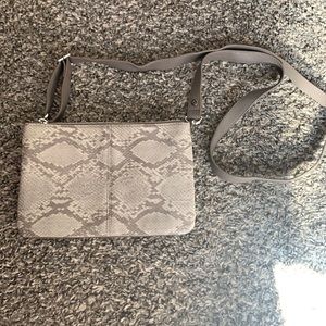 Crossbody purse thirty one